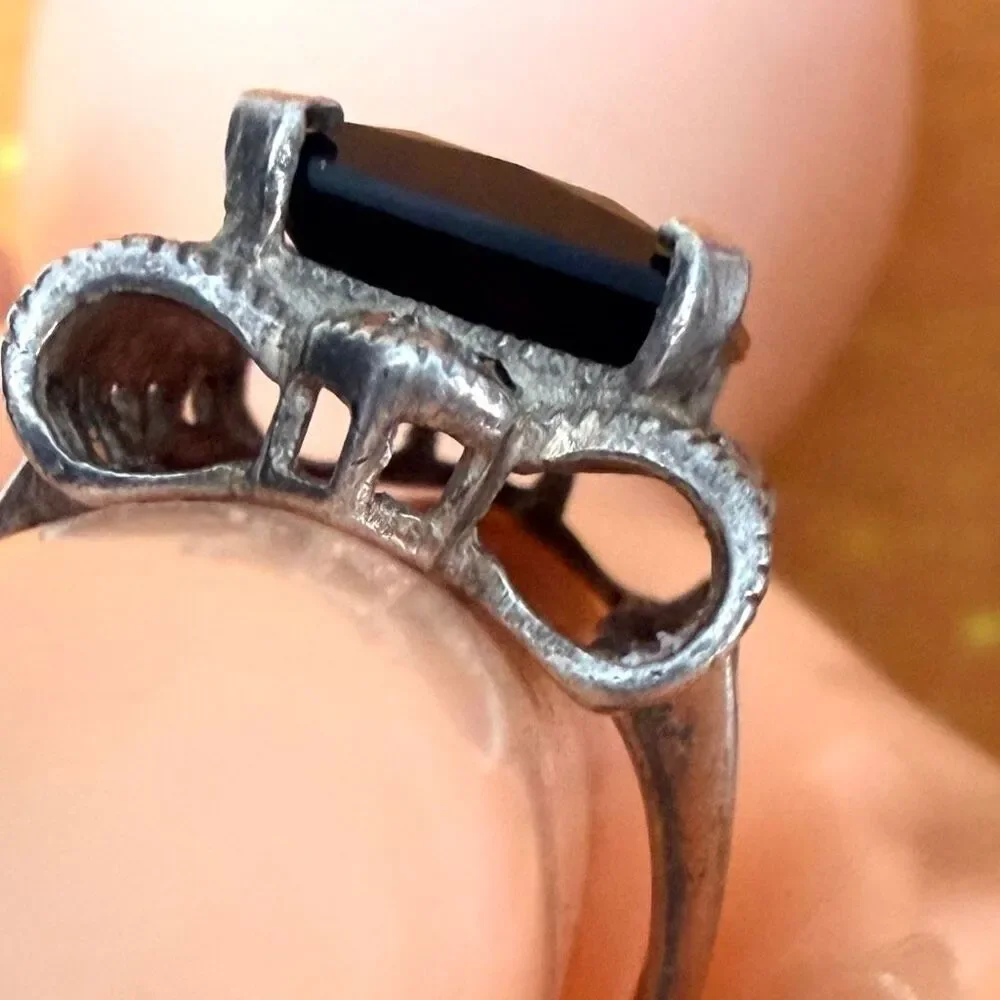 Vintage Sterling Silver Art Deco Style Marcasite & Glass Cocktail Ring